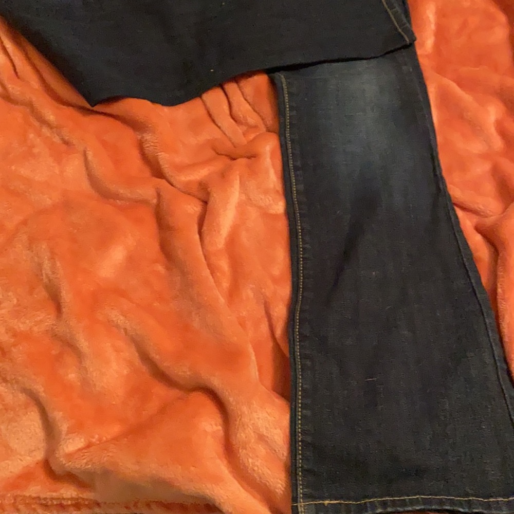 Jeans - Picture 2 of 4